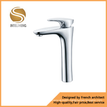 Brass Body Kitchen Faucet with Competitive Price (AOM-1301)